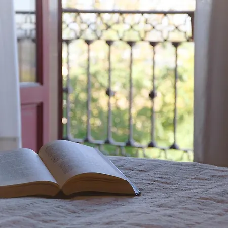 Hotel Conte Riccardi Rocca D'Arazzo